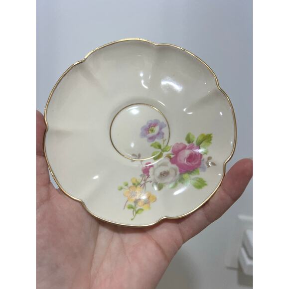 Vintage Leneige Tea Cup and Saucer; Floral Gold - Picture 6 of 11